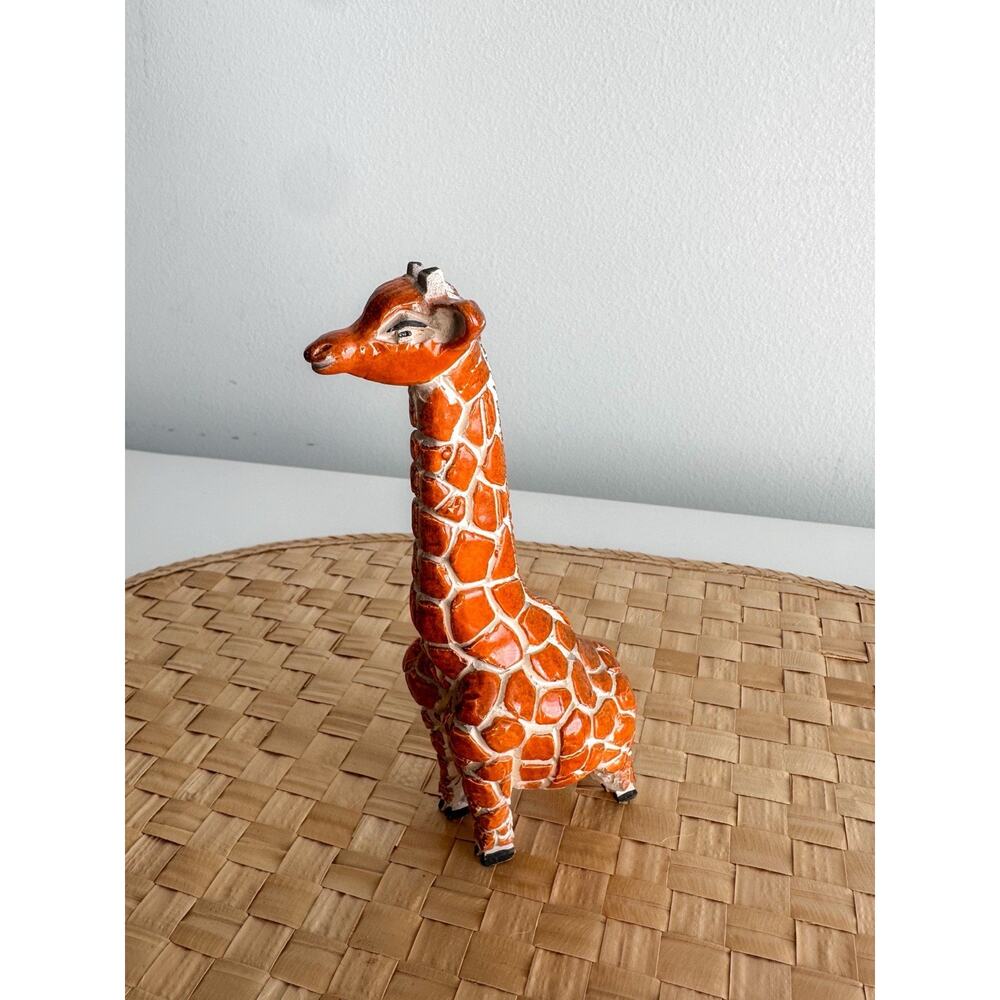Vintage Famous Brand of handmade Artesania Rinconada Uruguay Pottery Giraffe #44